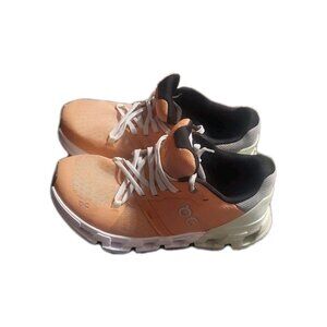 On Cloudflyer 4 Running Shoes Womens 6.5 W -peach aloe